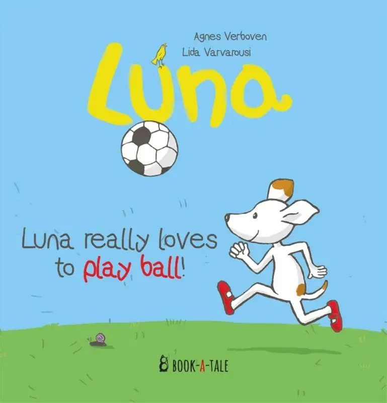 Luna really loves to play ball! Populair