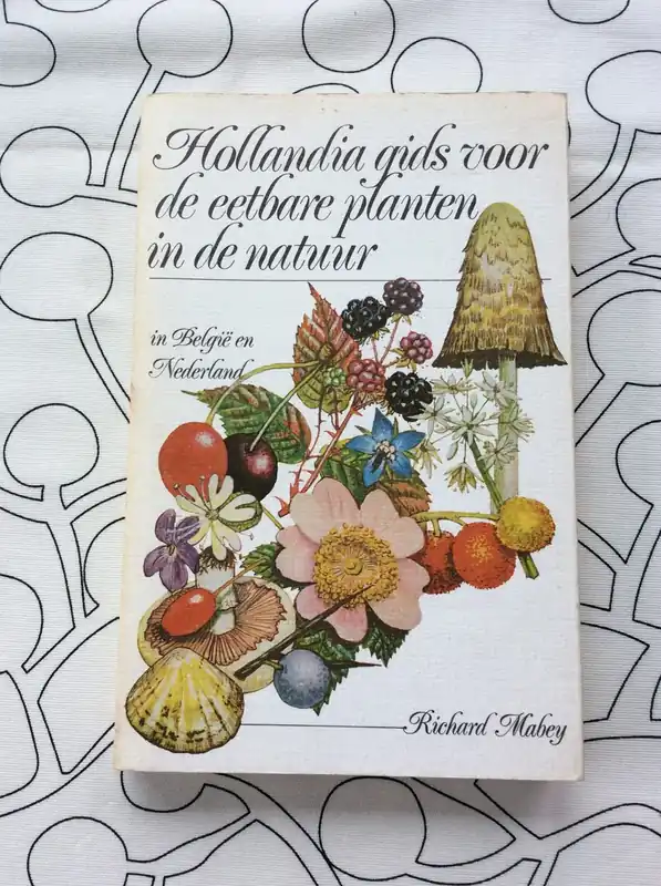 Hete Deal Hollandia gids voor de eetbare planten in de natuur - Mabey