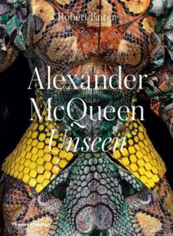 Flitsaanbieding Alexander McQueen: Unseen