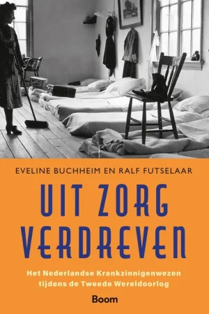 Uit zorg verdreven / Druk 1 Speciale Aanbieding
