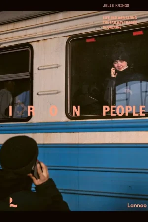 Actieprijs Iron People / 1st Edition