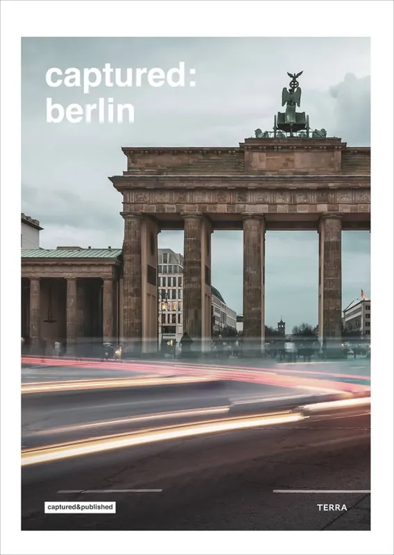 Gratis Verzending Captured: Berlin / 1st Edition