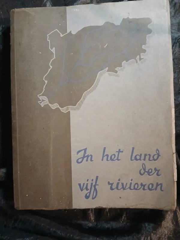 IN HET LAND DER VIJF RIVIEREN - P.Dr.Thomas en P.Dr Emmerich Direct Beschikbaar