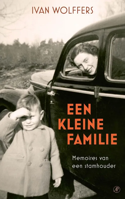 Een kleine familie - Ivan Wolffers Dagaanbieding