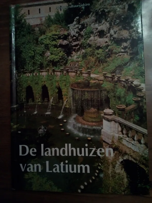 De Landhuizen van Latium - Isa Belli Barsali Bestseller