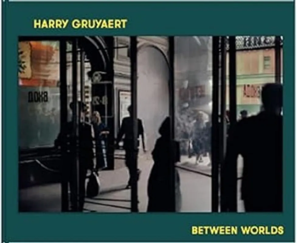Between worlds - Harry Gruyaert Fabrieksprijs