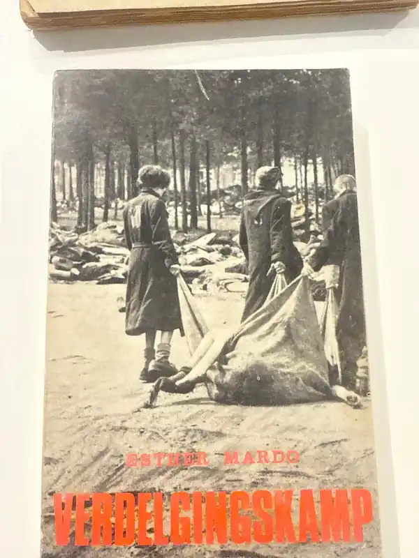 Betaalbaar Verdelgingskamp - Mardo, Esther