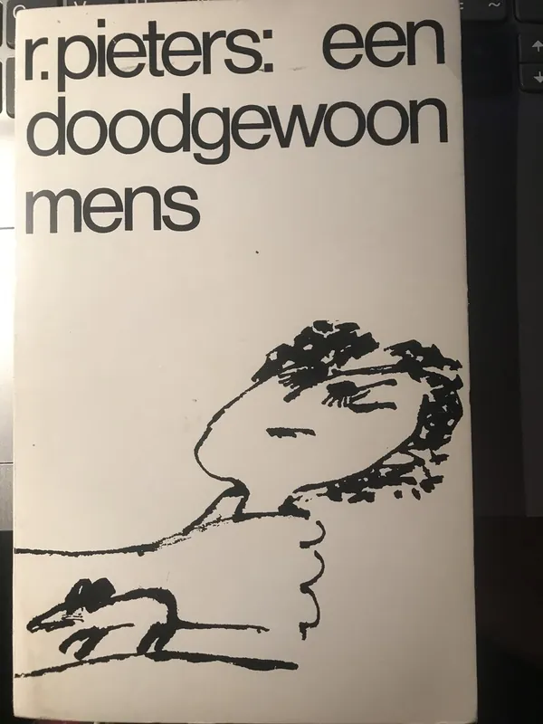 Een doodgewoon mens - Roger Pieters Uitverkoop