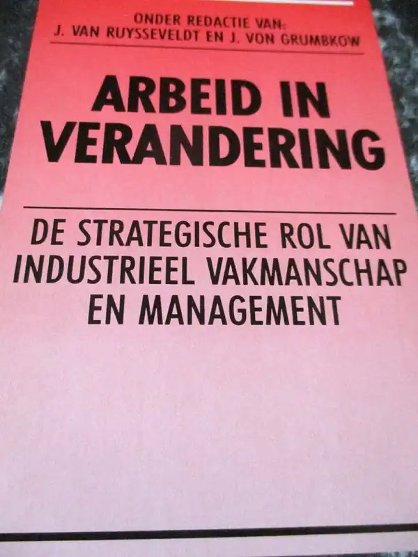 Korting Arbeid in verandering - Diverse auteurs