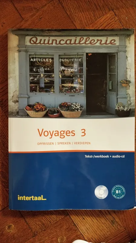 Seizoensaanbieding VOYAGES 3 TEKST-/WERKBOEK + AUDIO-CD - Algemeen
